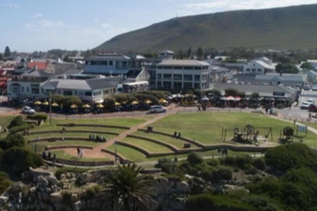 Hermanus Waterfront, Sea View Apartment With Balcony Exterior foto